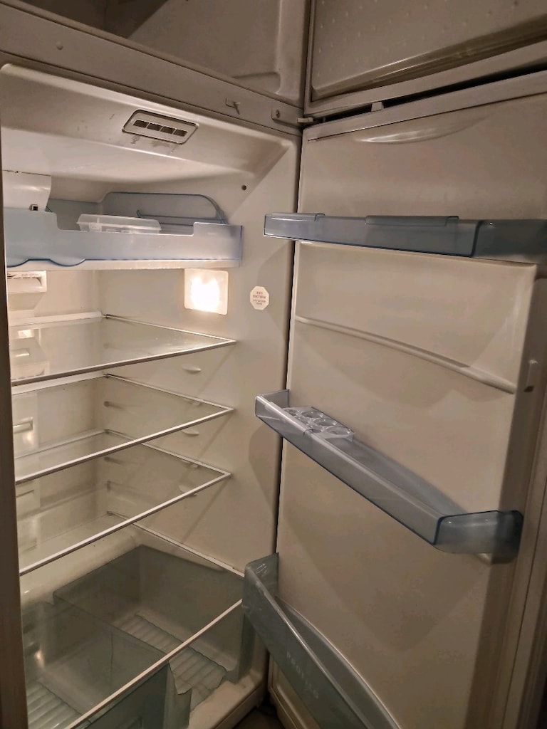 Profilo Buzdolabı Açıklama Oku - 4