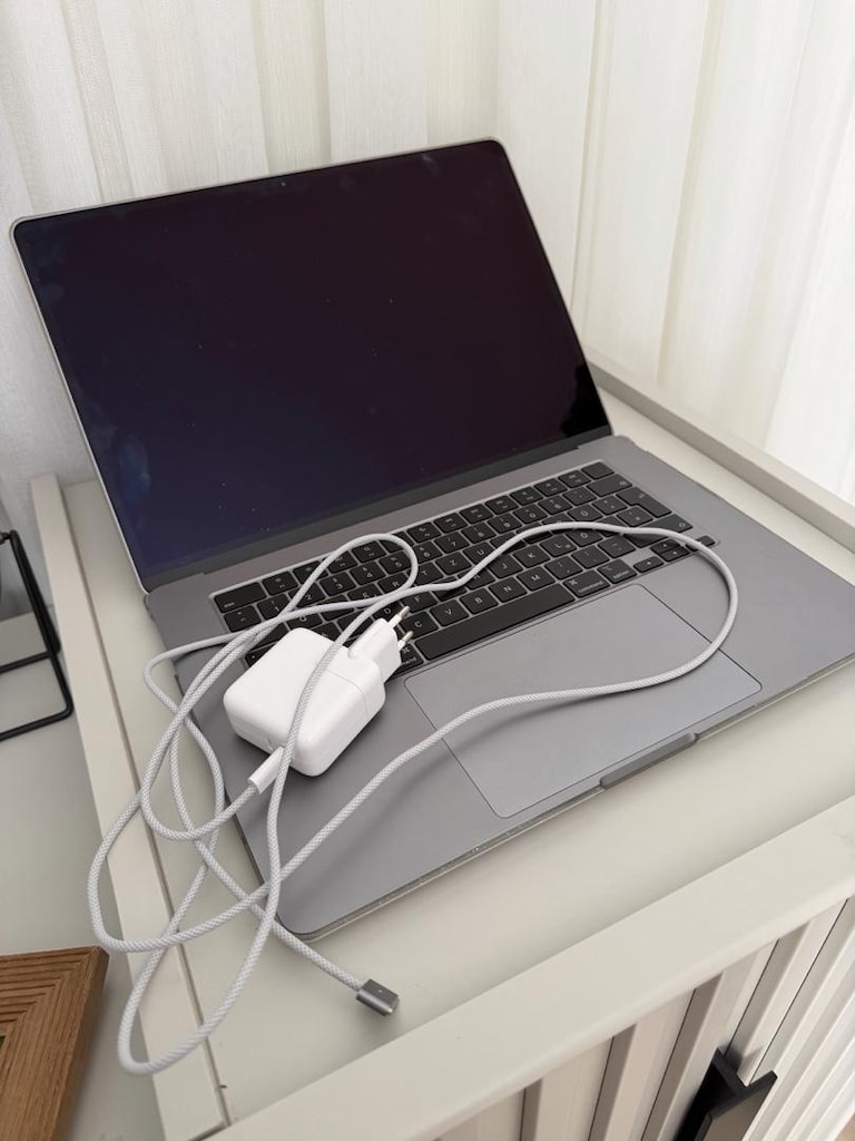APPLE Mackbook AİR 2023 - 4