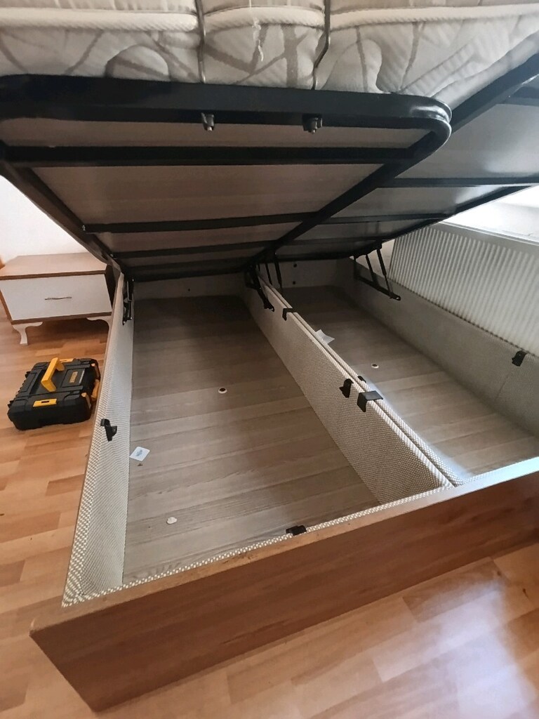 yatak Odası takımı komidin dolap baza sifonyer yatak - 4