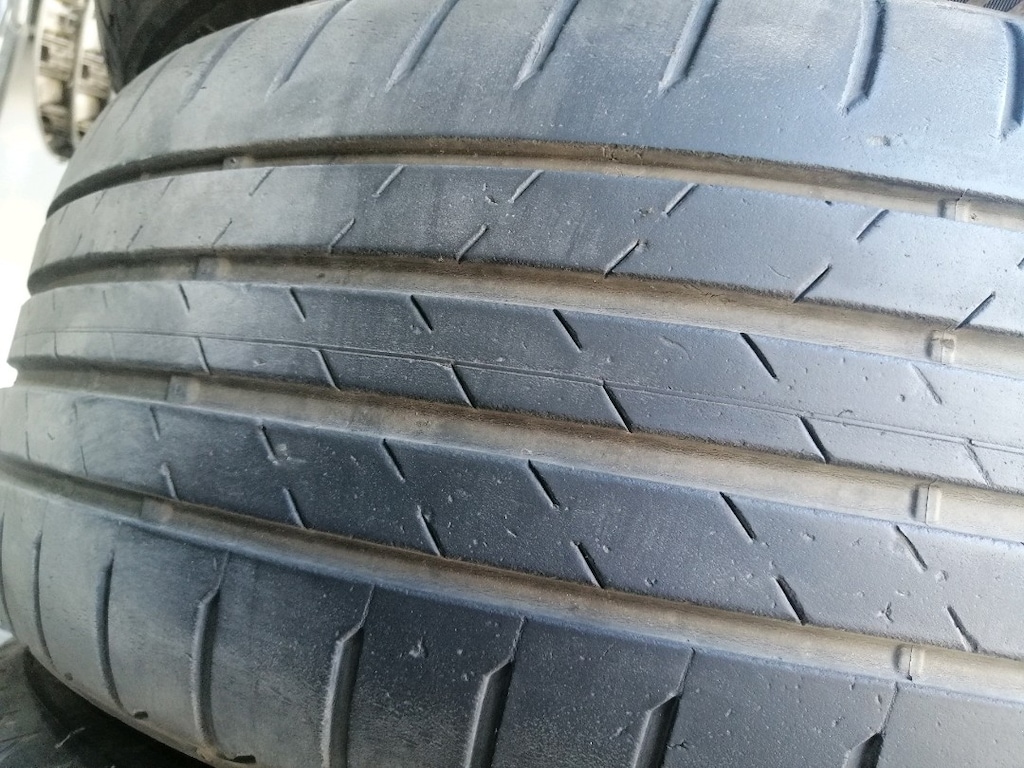 225 50 17 bridgestone RFT yazlik 4 adet - 3