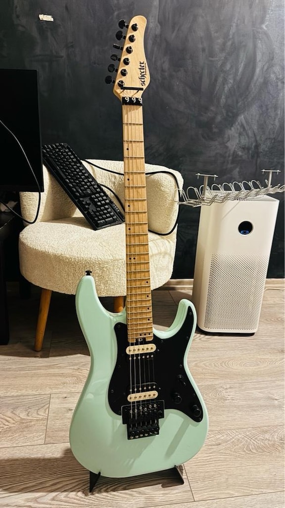 Schecter Sun Valley - 2