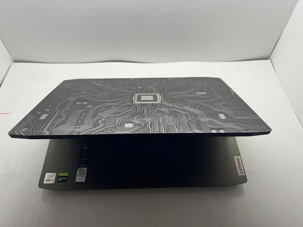 LENOVO GAMİNG İ7 10. NESİL 16 GB RAM 512 NVME GTX 1650 Tİ - 8