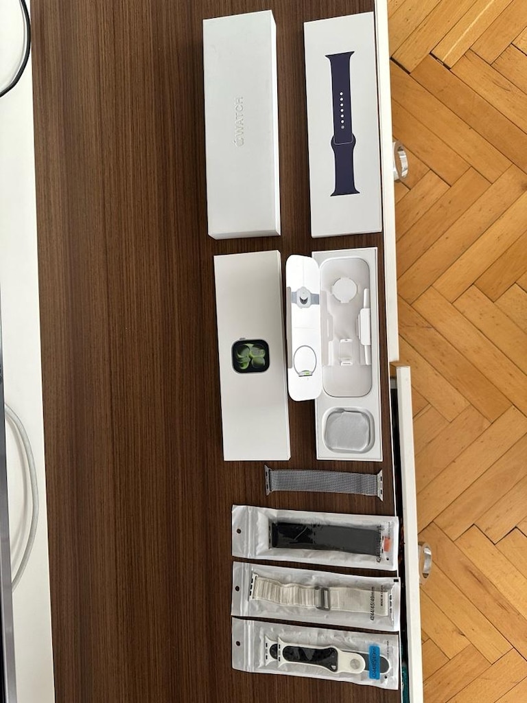 Apple Watch Seri 11 46 MM Gümüş - 8