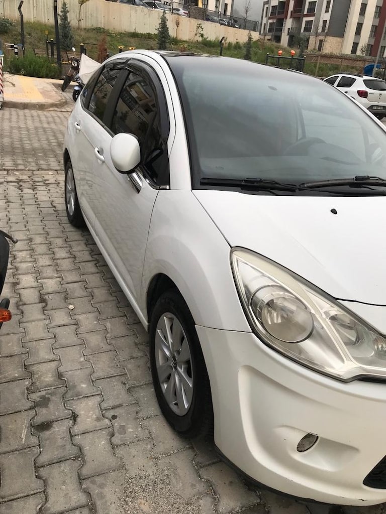 Citroen C3 (2011 zenit cam tavan Confort paket ) - 11