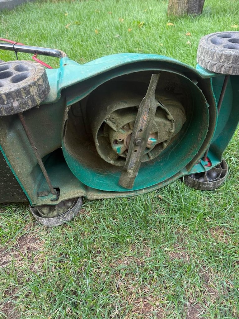 Bosch Rotak 320 - 4
