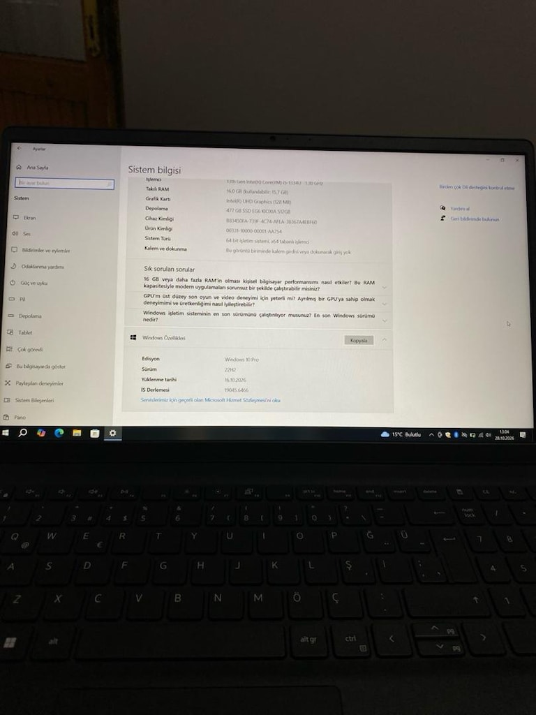 DELL PRO 15 ESSENTIAL i5 13. NESİL – 16 GB RAM – 512 GB SSD – sıfır - 6