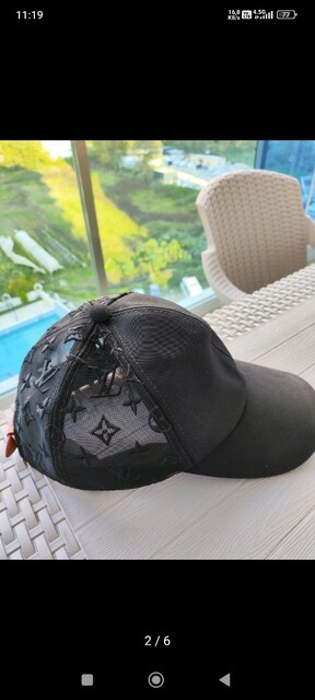 Louis Vuitton %100 Orjinal Unisex Şapka defosuz lekesiz iyi kondisyon.