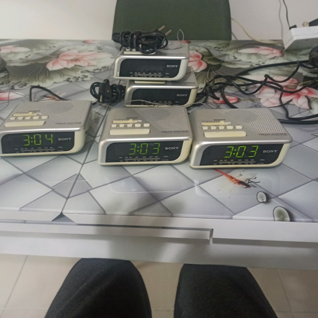 Sony marka dijital saat ve radyo temiz toplu alımda indirim yaparim - 2