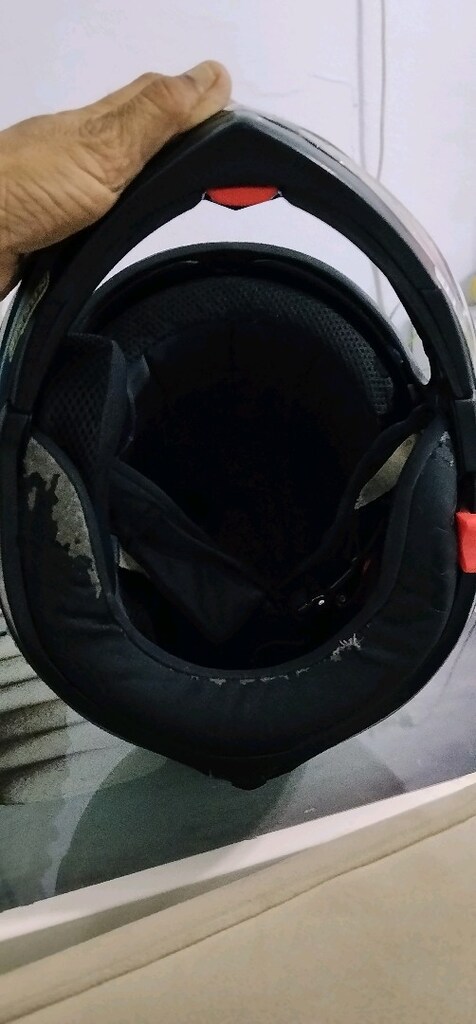 NcR Kask - 6