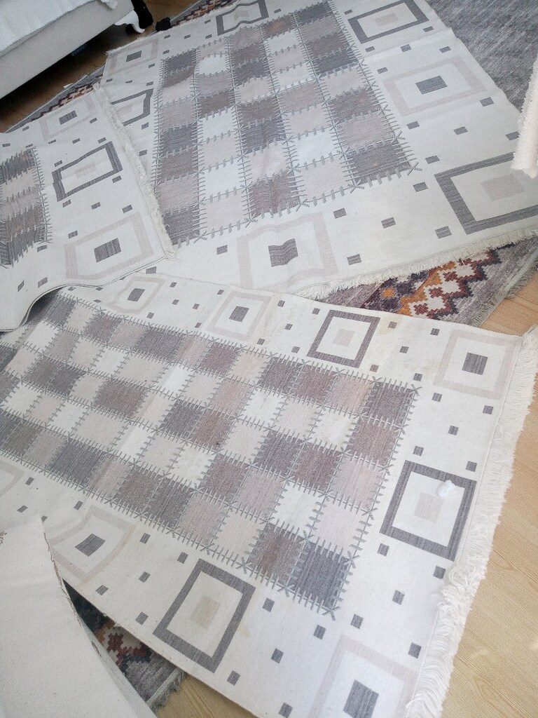 iki tane 6 metrekare halı ince yıkanabilir 3 tane de2metre kare yolluk - 6