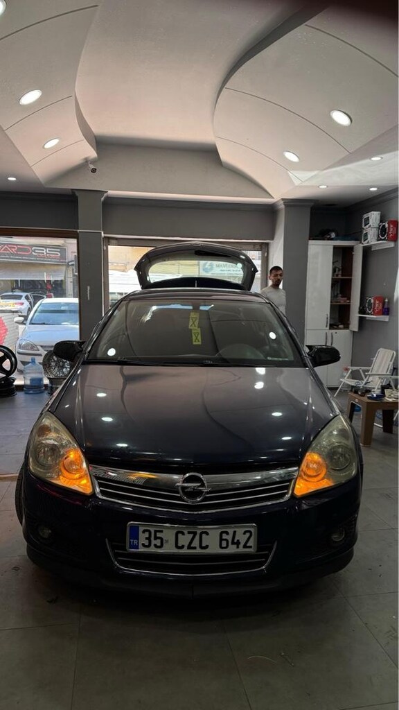 Opel Astra H - 8