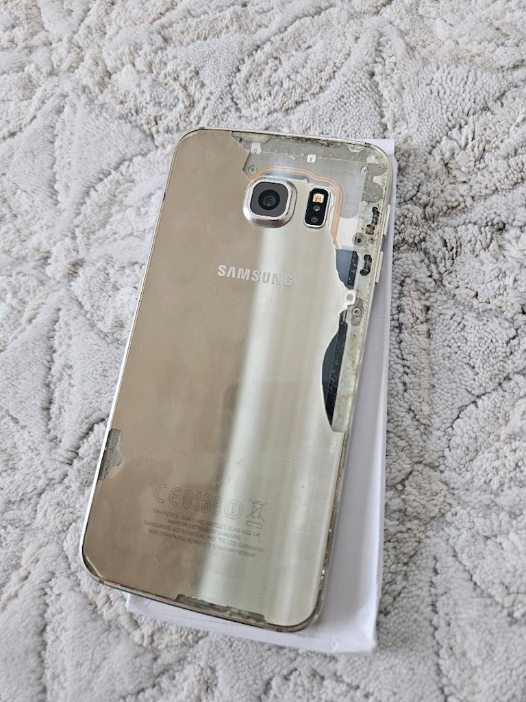 Samsung S6 Edge 32Gb Hafıza 3Gb Ram Cep Telefonu - Genel olarak iyi - 5