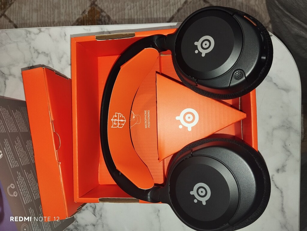 Steelseries Arctis Nova 1 - 5