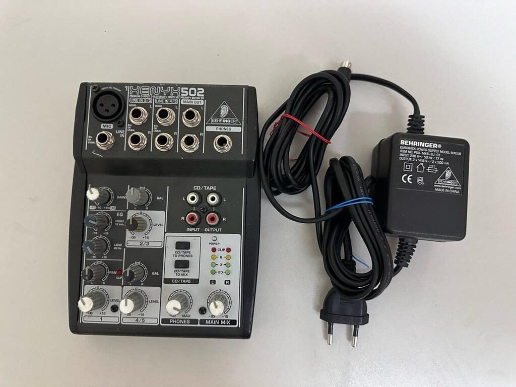 Behringer Xenyx 502Mikser - 6