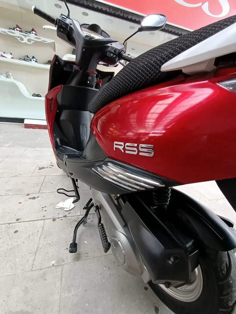 RS-5 - 11