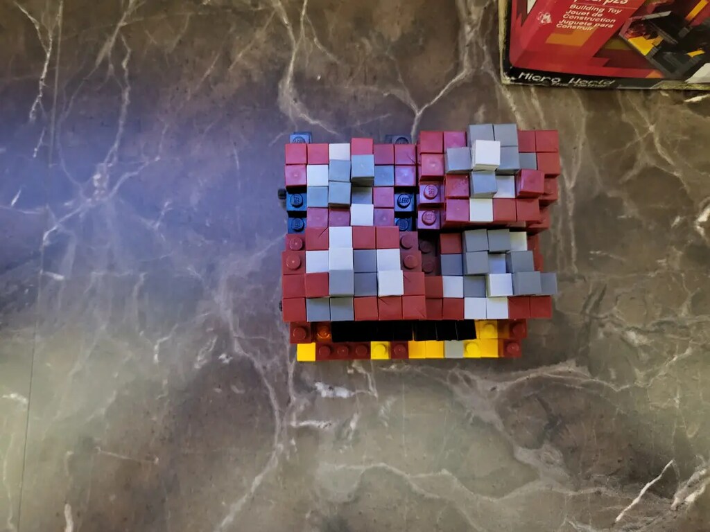 Lego Minecraft 21106 - 2