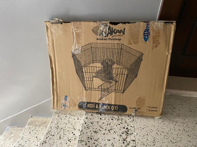 Köpek, kedi için demir çit