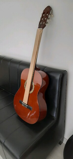 Almira MG917 Klasik 4/4 gitar(Sıfır ürün) Tuner, pena, kılıf hediye!!!