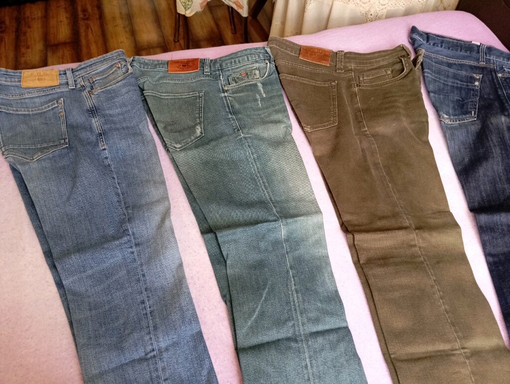 15 tane Erkek kot pantolnu sadece 3.000 TL