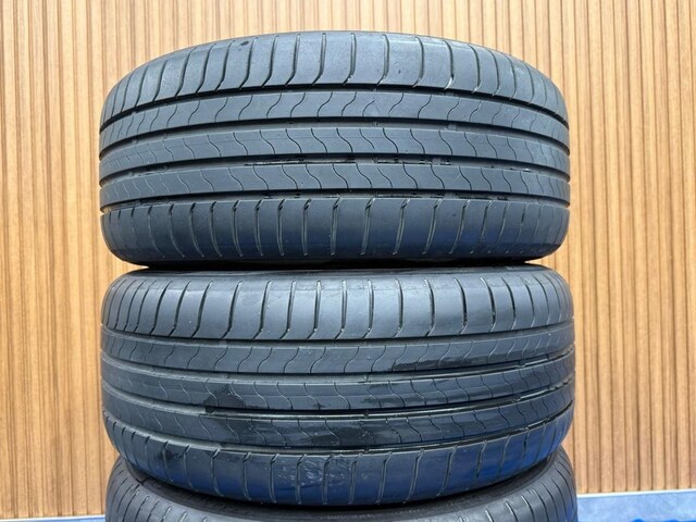 Bridgestone Turanza 235 45 18/ 2024 üretim Yaz Lastiği