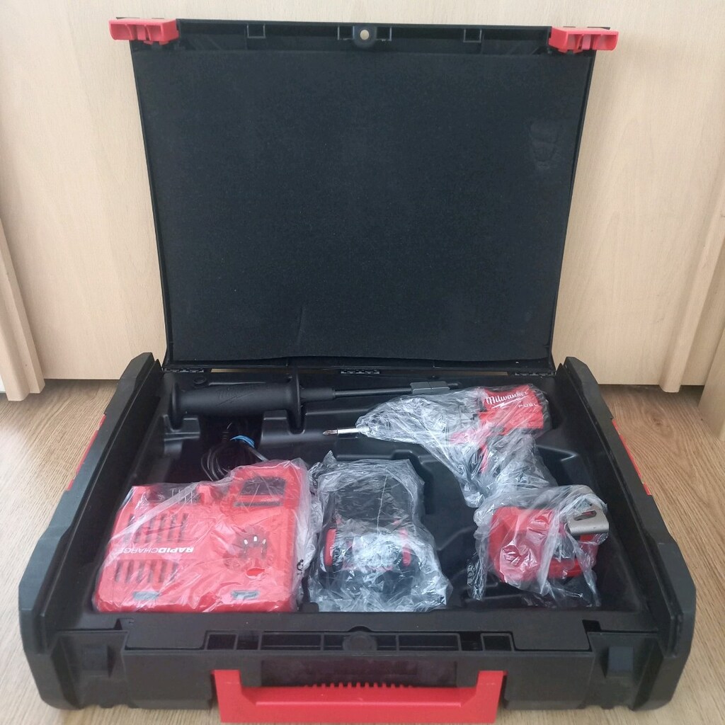 Milwaukee M 18 akülü. 5 Amper - 3