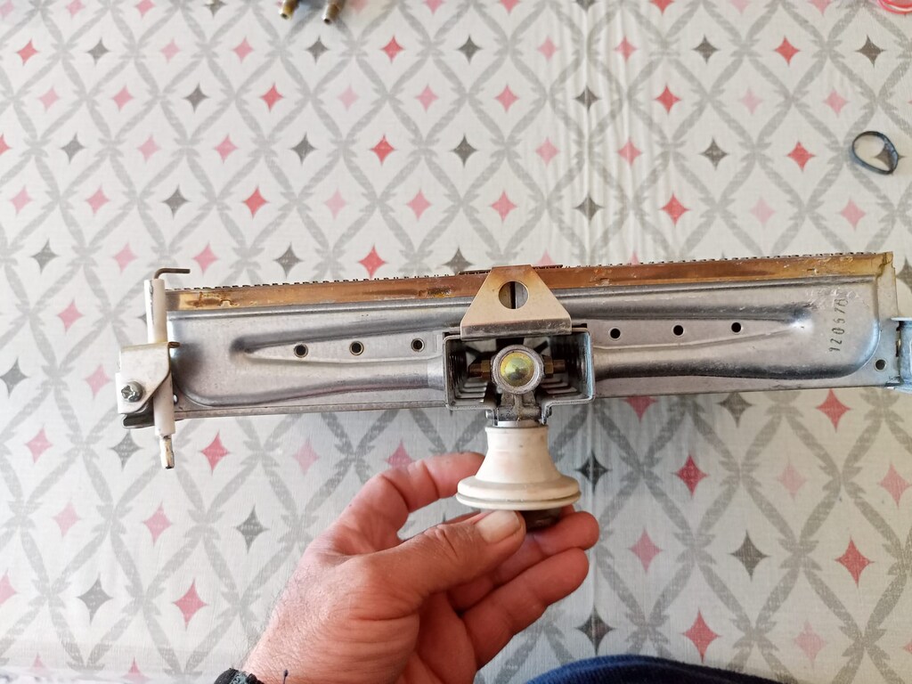 Bosch Classic Plus, Eurosmart ve Buderus U042/052 serisi brülör - 2
