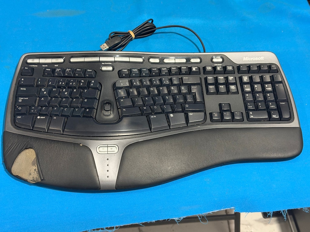 Microsoft Natural Ergonomic Keyboard 4000 v1.0 (Bakım gerekli) - 2