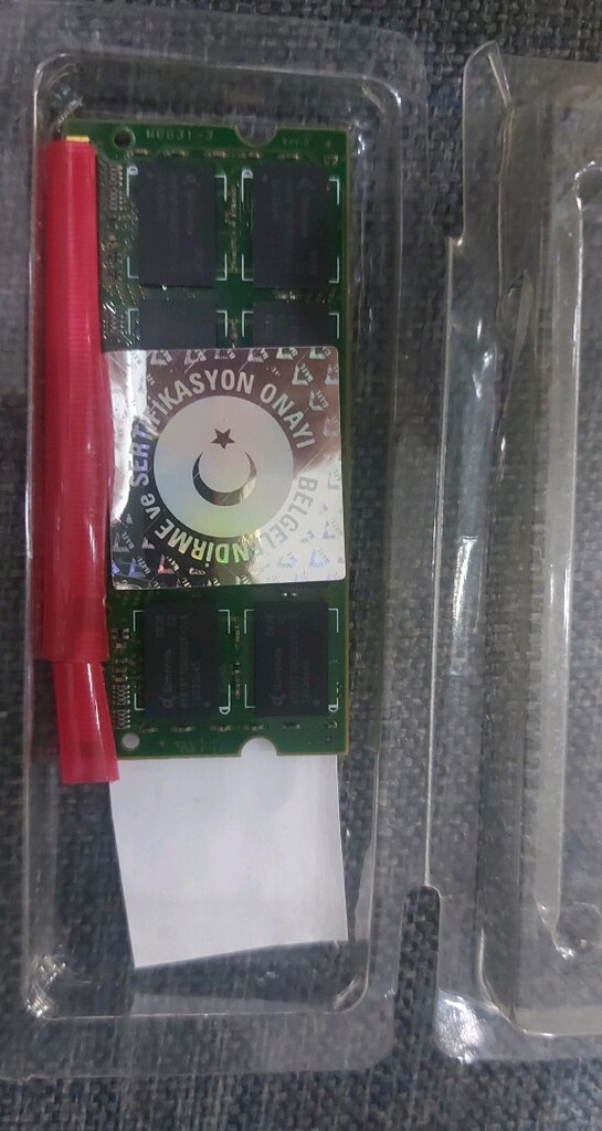 QIMONDA HYS64T256020EDL-2.5 2GB - 2