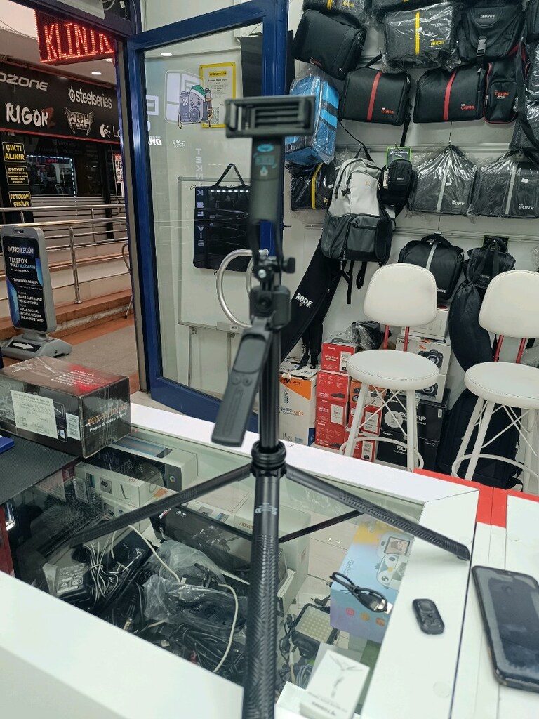 TELEFON KAMERA VE AKSİYON HAREKET TAKİPLİ YAPAY ZEKA TRİPOD - 3