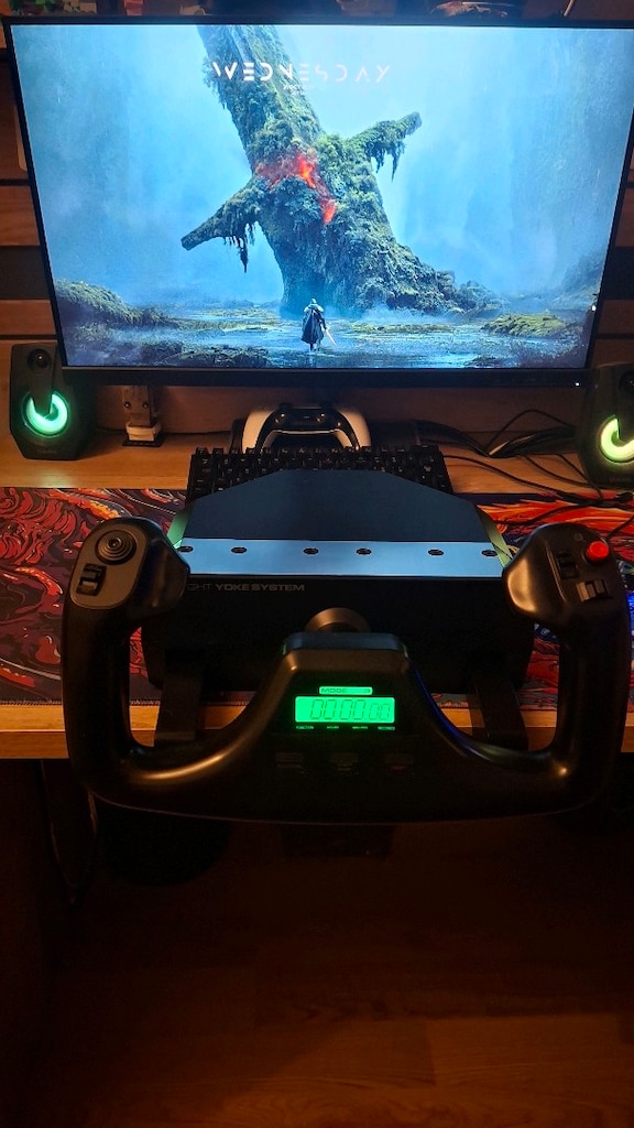 Logitech G Flight Yoke System + Thrustmaster TFRP Rudder Pedal - 3