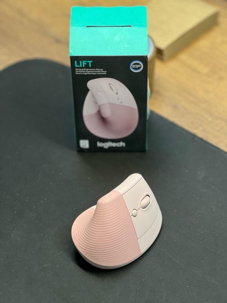LOGİTECH LİFT PEMBE DİKEY MOUSE ORJ