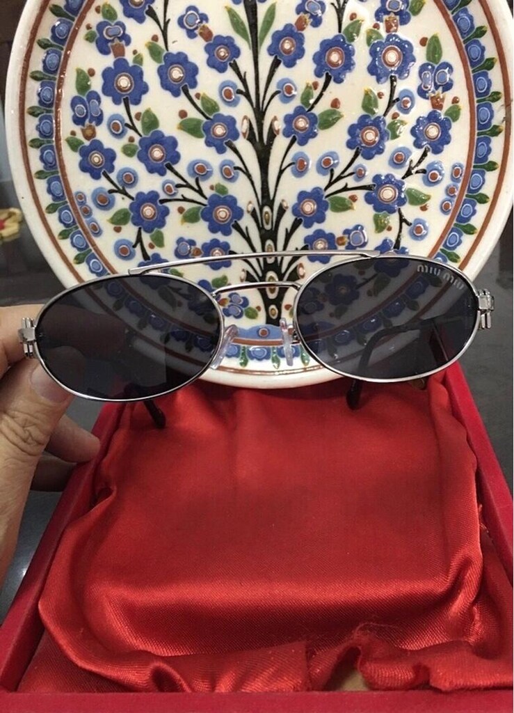 Miu Miu Miu dan harika bir kadın güneş gözlüğü... - 4