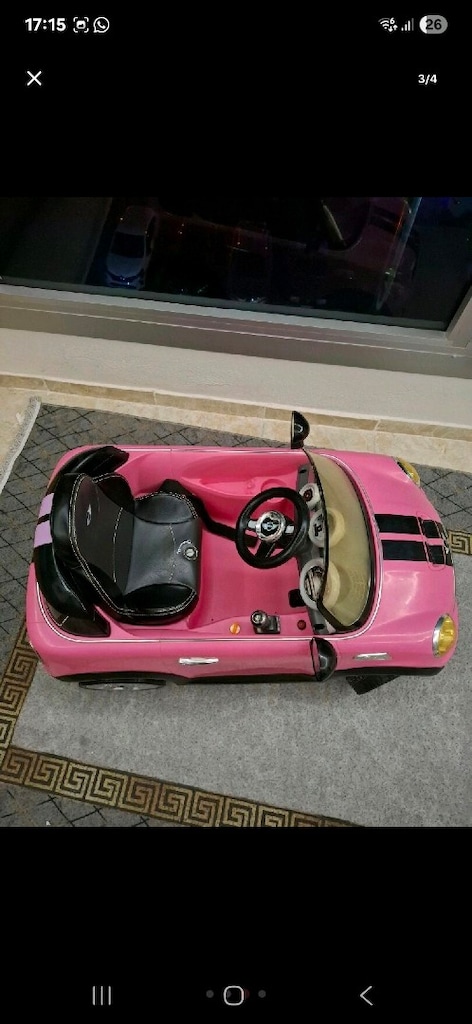 pembe akülü araba - 3