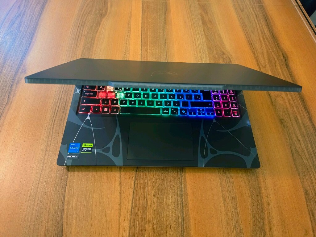 Msi Cyborg Rtx5060 Gaming Laptop Garantili - 6