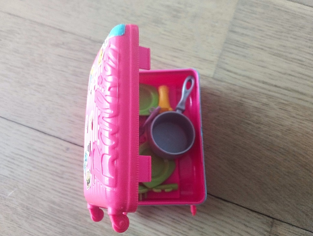Barbie’nin portatif evi + Evcil hayvanı - 9