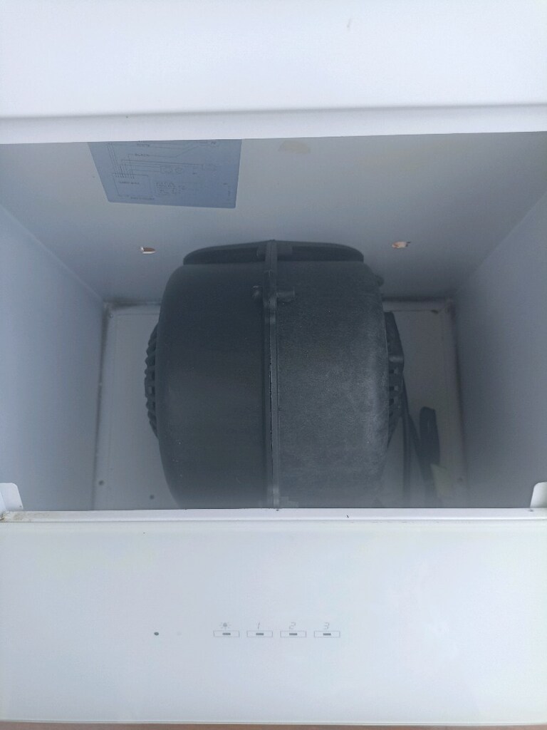 hoover beyaz cam davlumbaz acil satlik - 4