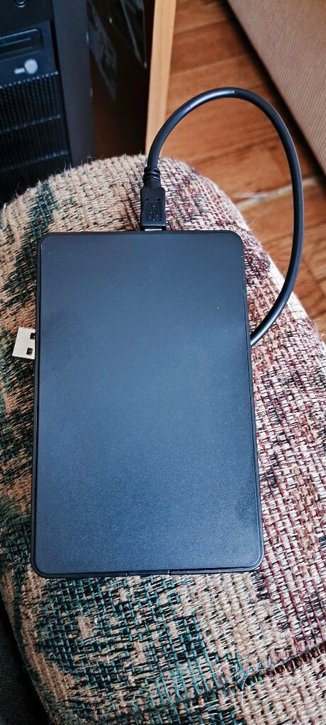 500 GB hard disk - 3