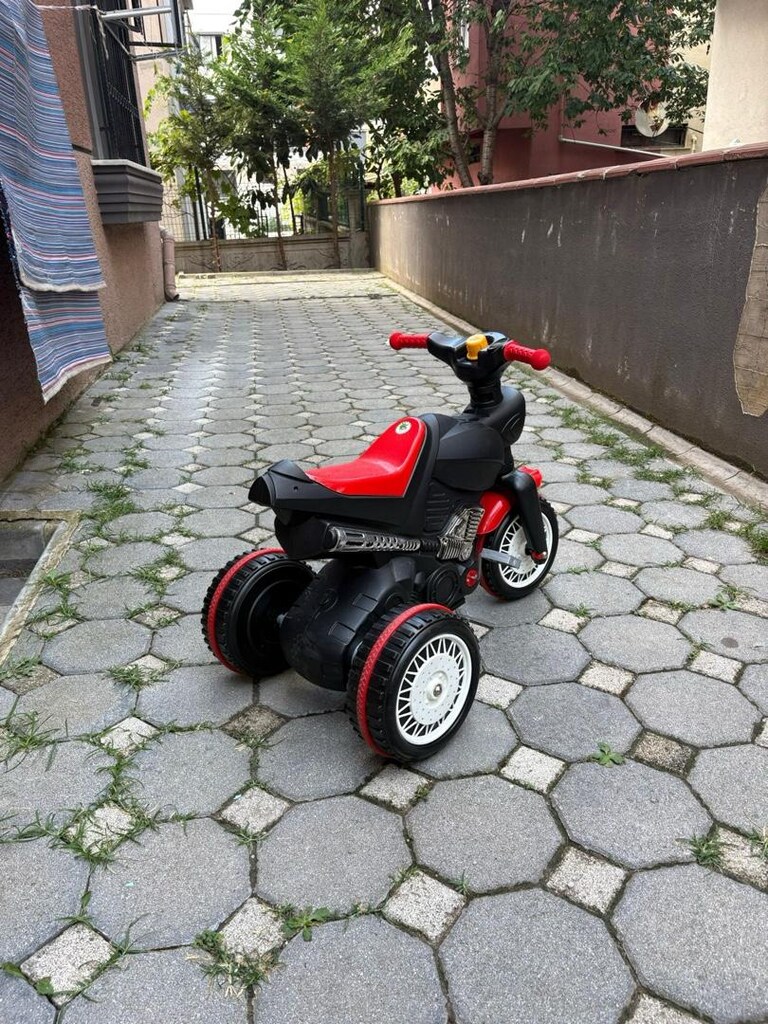 Pilsan Çocuk 3 Tekerlekli Pedallı Bisiklet - 4