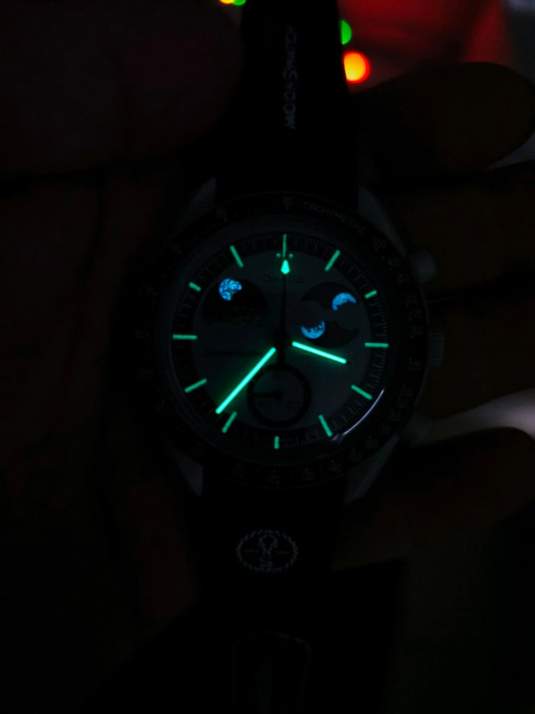 OMEGA X MOONWATCH FONKSİYONEL SAAT - 4