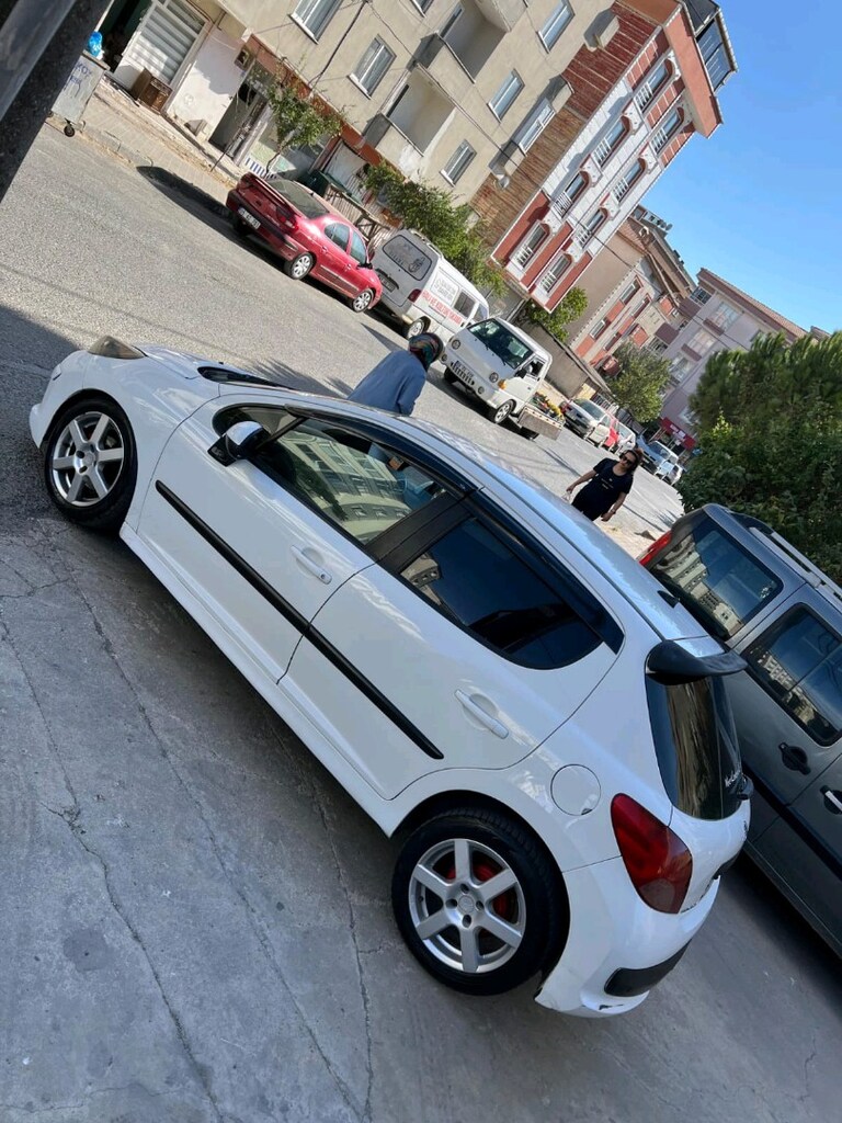 2007 model pejo 207 trendy 1.4 benzin LPG km 253 600 kmde yeni muane - 2