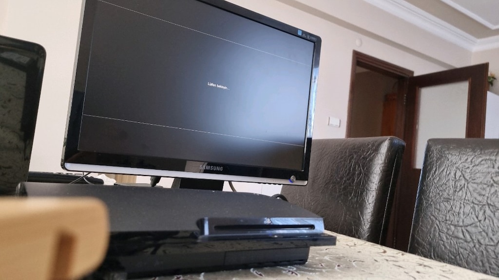 PS3 1tb HDD oyun dolu iki kol çalışır temiz sağlam tamir görmemiş - 2