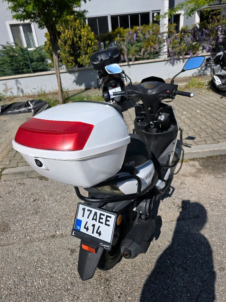 Temiz düşük km Kuba pesaro125xmax - 6