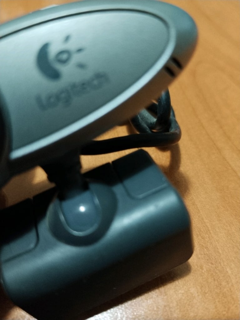AZ KULLANILMIŞ LOGİTECH MARKA BİLGİSAYAR KAMERASI - 2