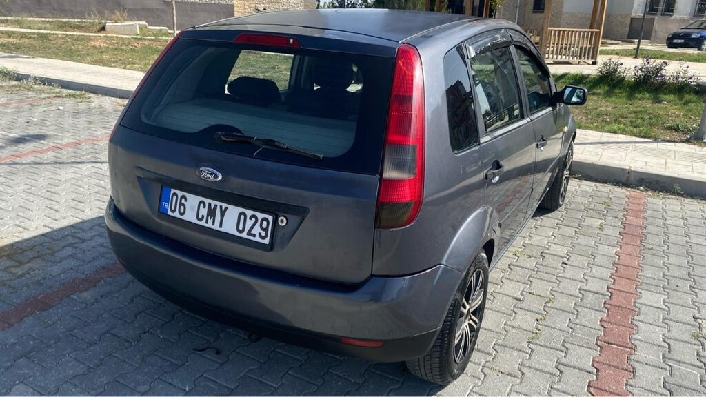 Ford fiesta 1.4 lpg - 13