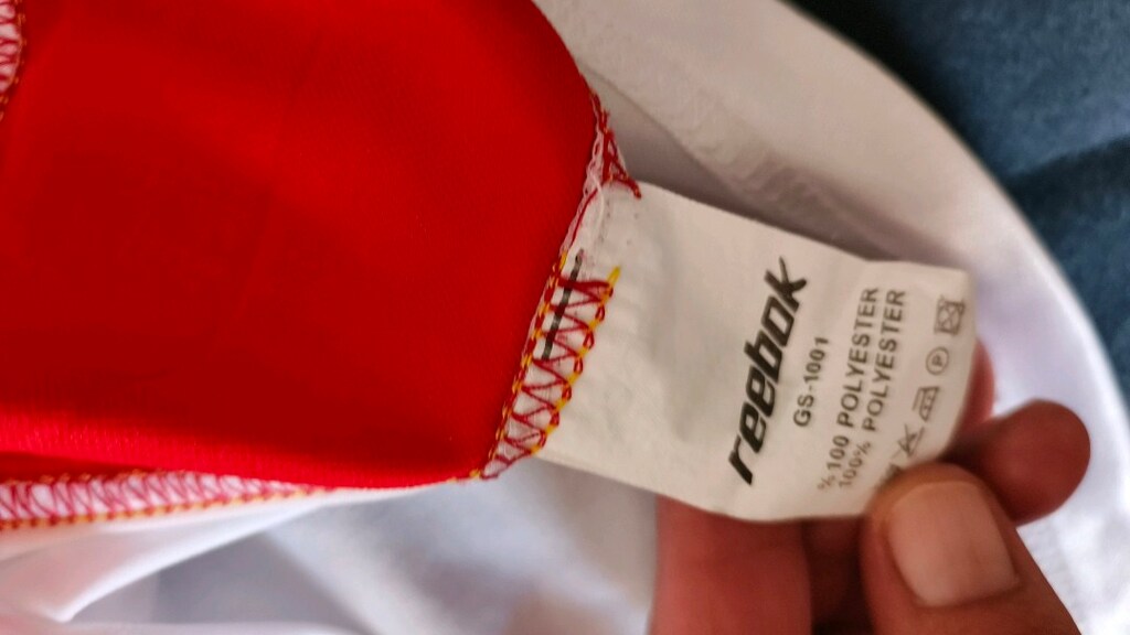 Reebok Galatasaray forma..İp kusurları var Kadın erkek giyer.. - 4