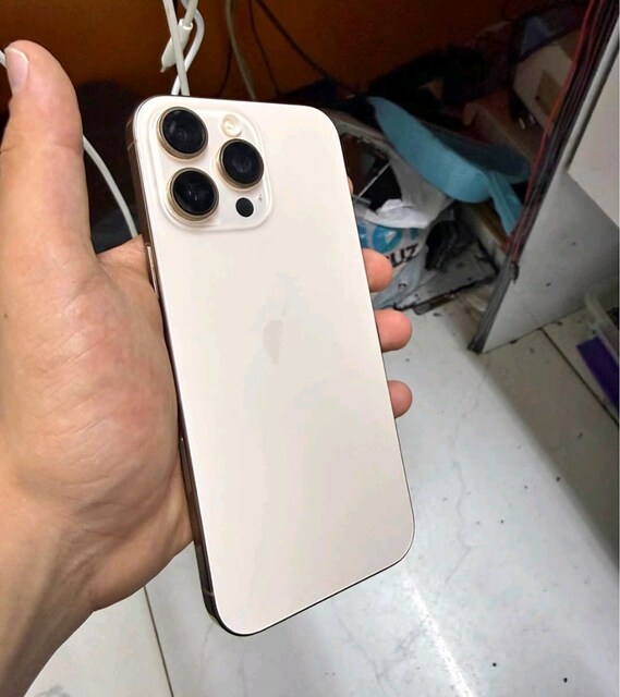 iPhone 16 pro Max tr