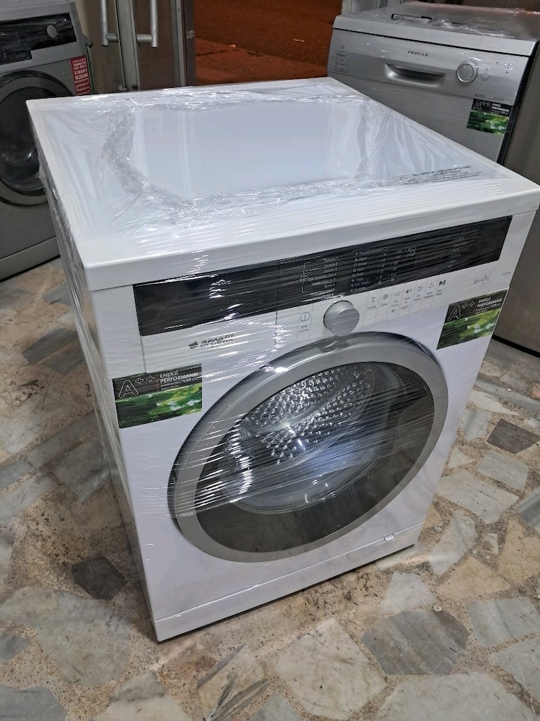 sıfır gibi arcelik 9kloluk piyano serisi camaşır makinesi 9.500 tl - 12