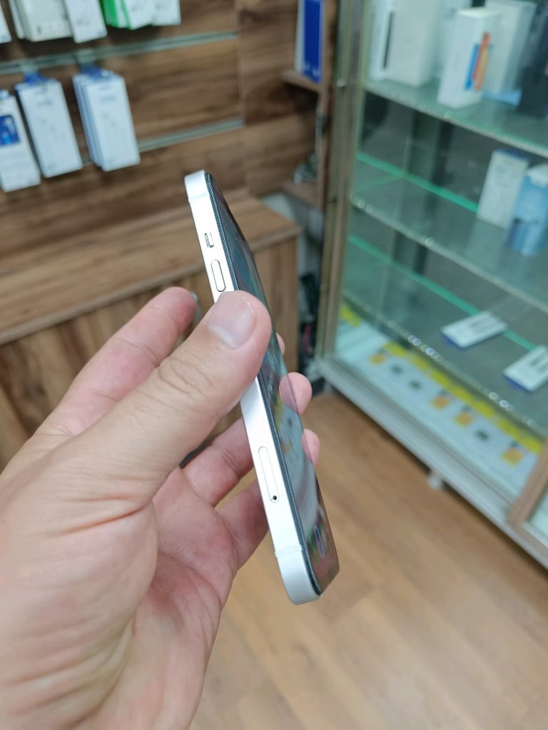 İPONE 13....128gb - 3