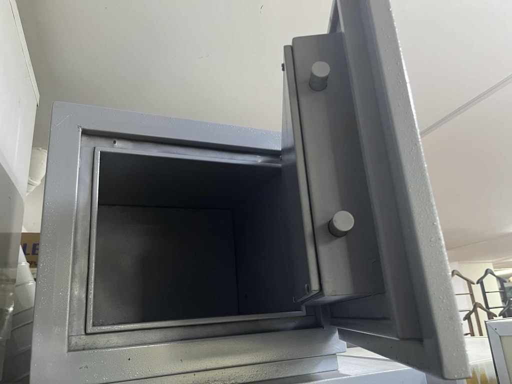 KLAS OFİS PENDİK 55x45x50 KIRTAŞ ÇELİK KASA İKİNCİ EL - 2