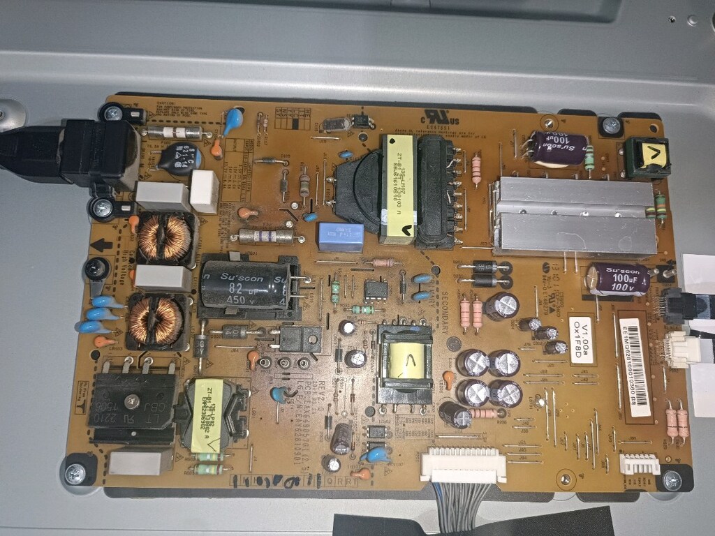 Lg TV ekran kırık - 9
